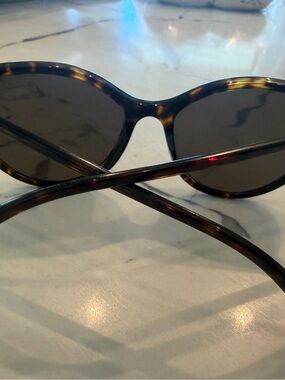 CHANEL Tortoiseshell Sunglasses with Brown Lenses